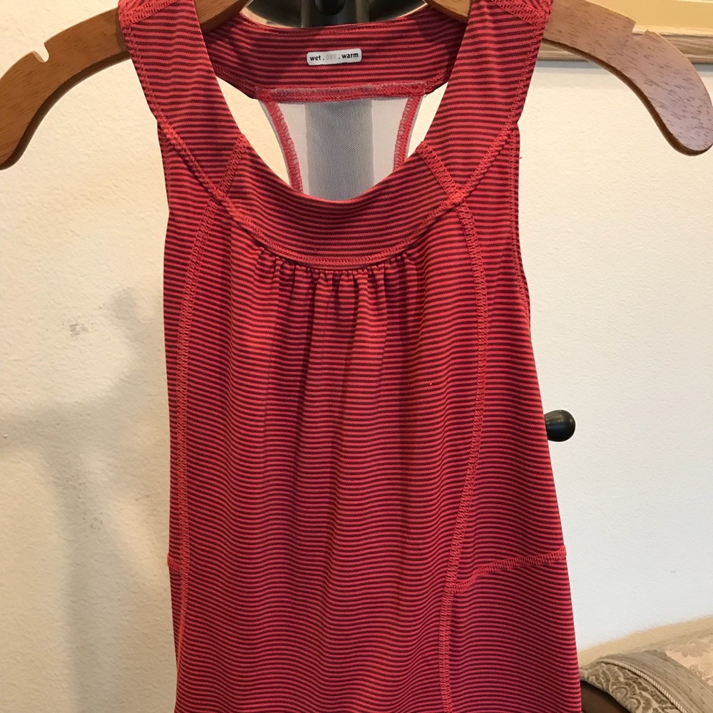 Lululemon tank tops